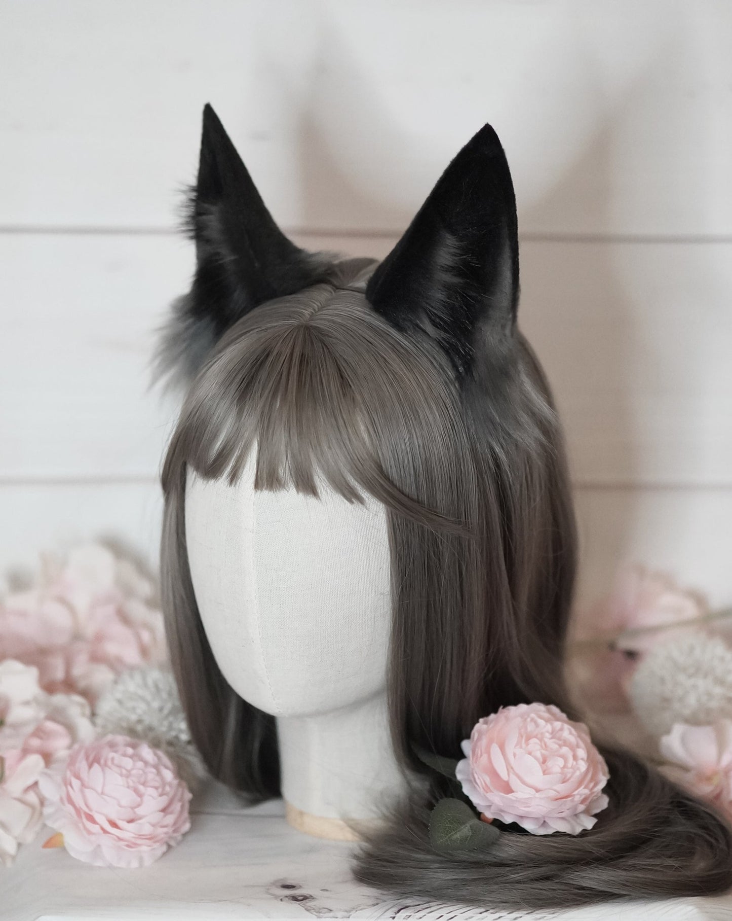Realistic Wolf Cosplay Ears in Grey and Black