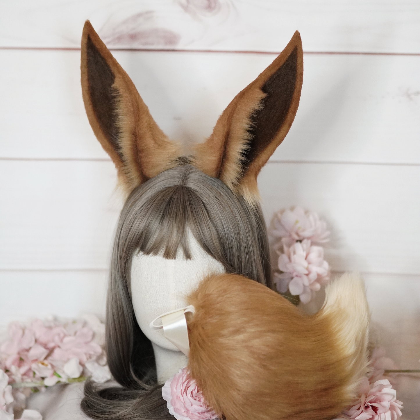 (Ready For Ship) Eevee Set Cosplay Ears + Tail